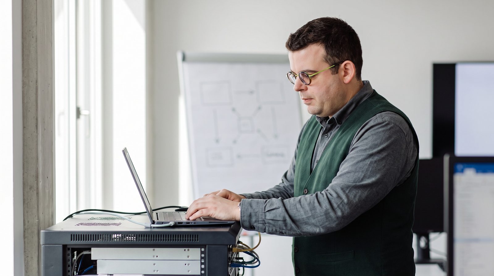Kompakter Server für den lokalen Betrieb von KI-Modellen